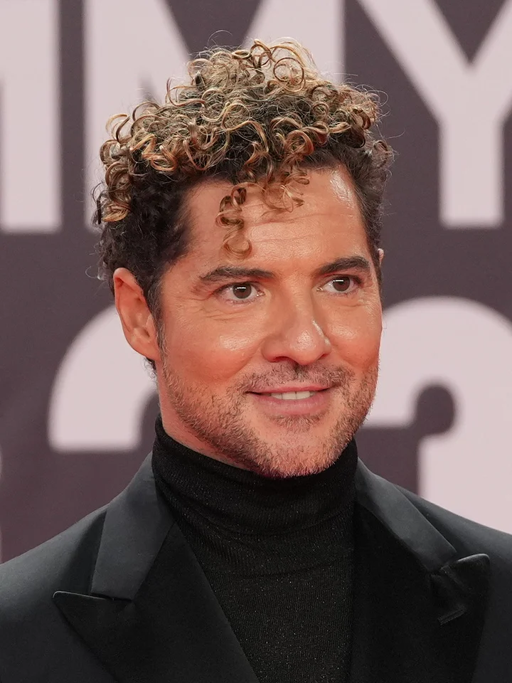 2023-11-16_Gala_de_los_Latin_Grammy,_12_(cropped)